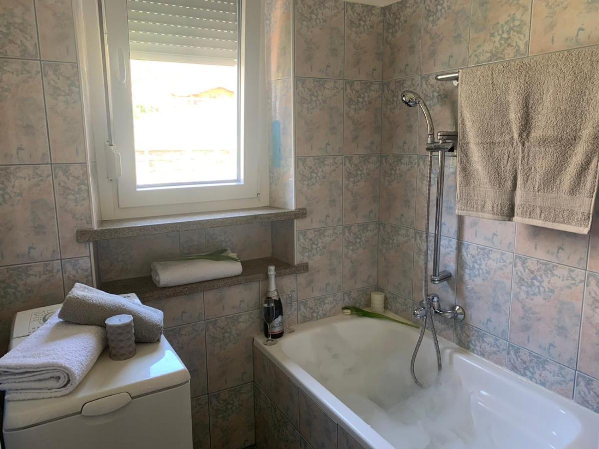 Apartmaji Amitis Portorož Exteriör bild